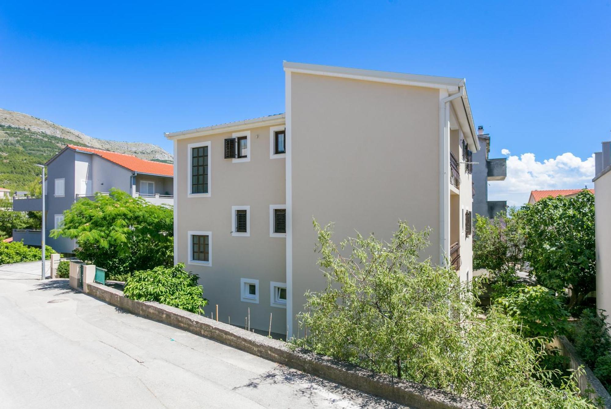 Apartments With A Parking Space Podstrana, Split - 17586 Exteriör bild